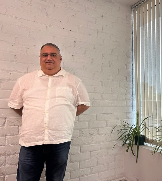 Vineet Trakroo