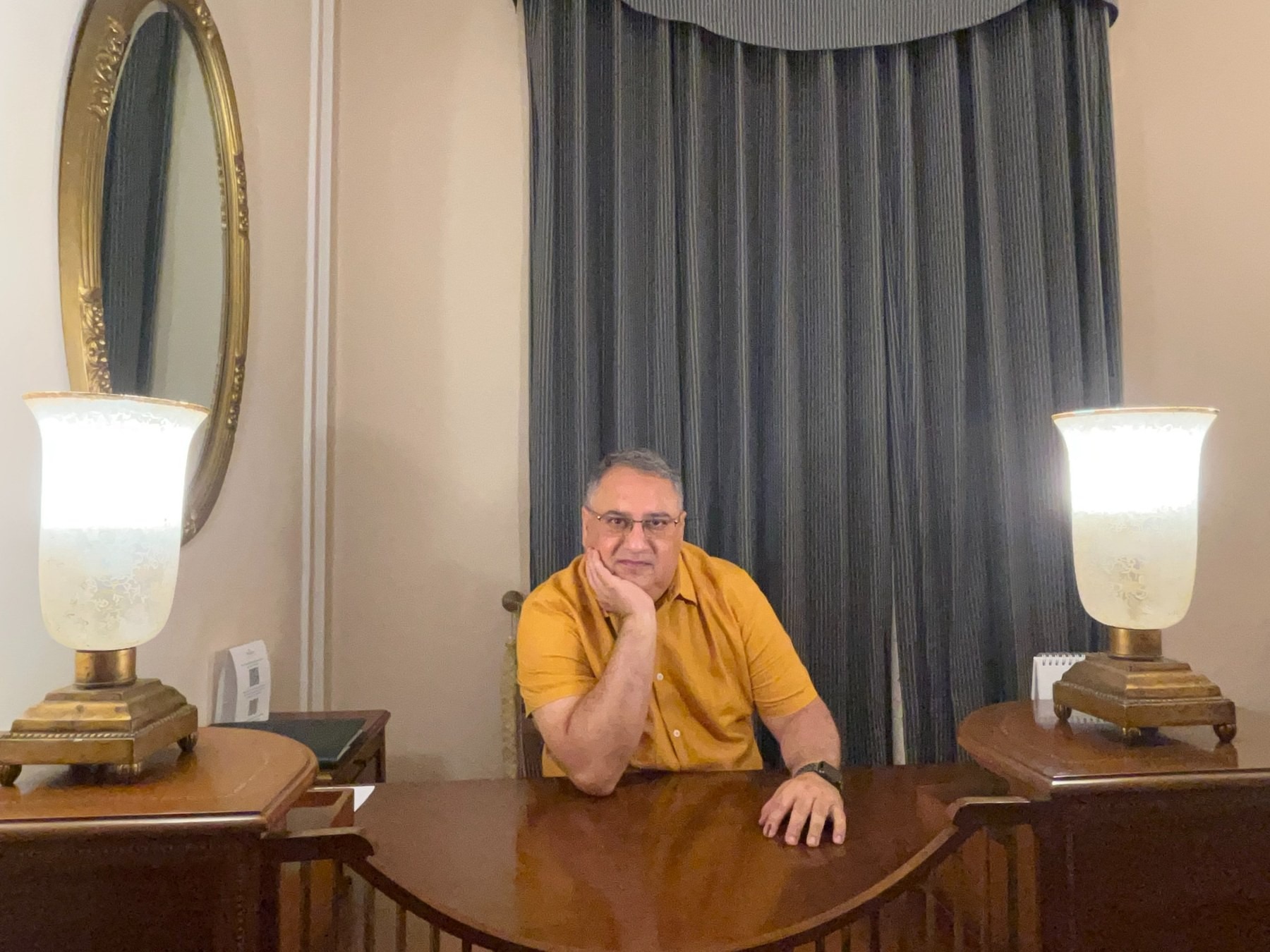 Vineet Trakroo at the table
